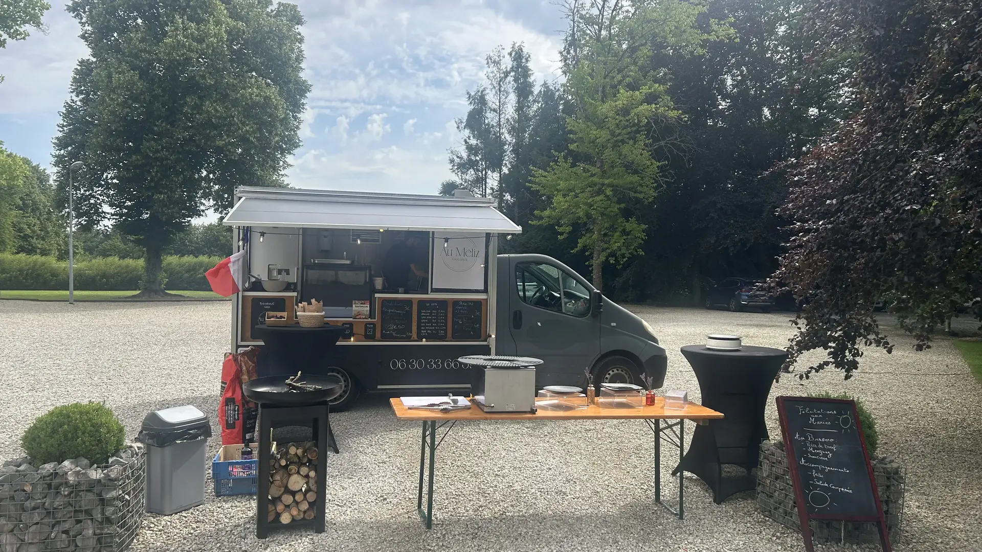Food Truck du food-truck Au Méliz avec son Brasero